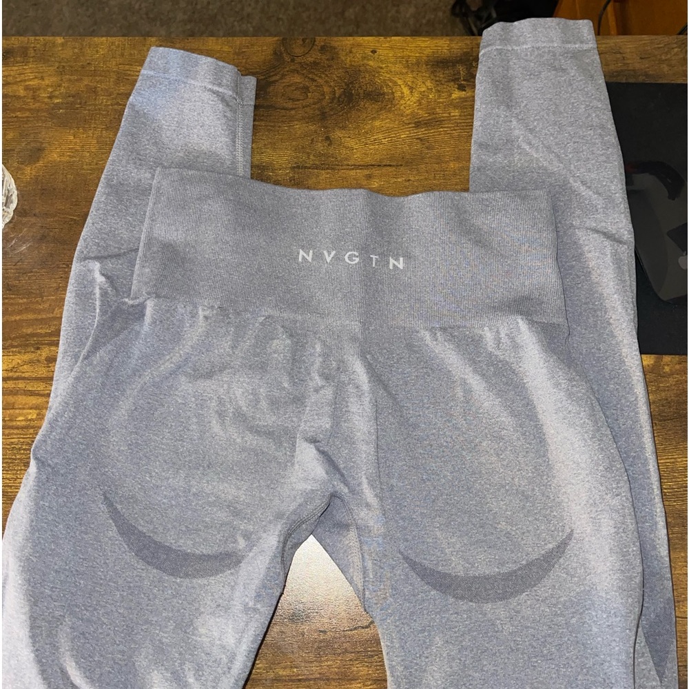 NVGTN CONTOUR SEAMLESS GREY